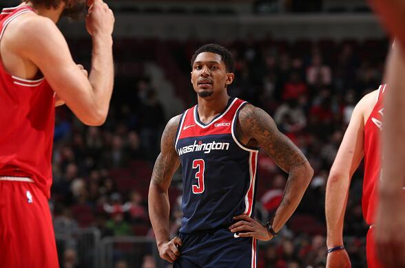 内线在洛杉 内线在洛杉